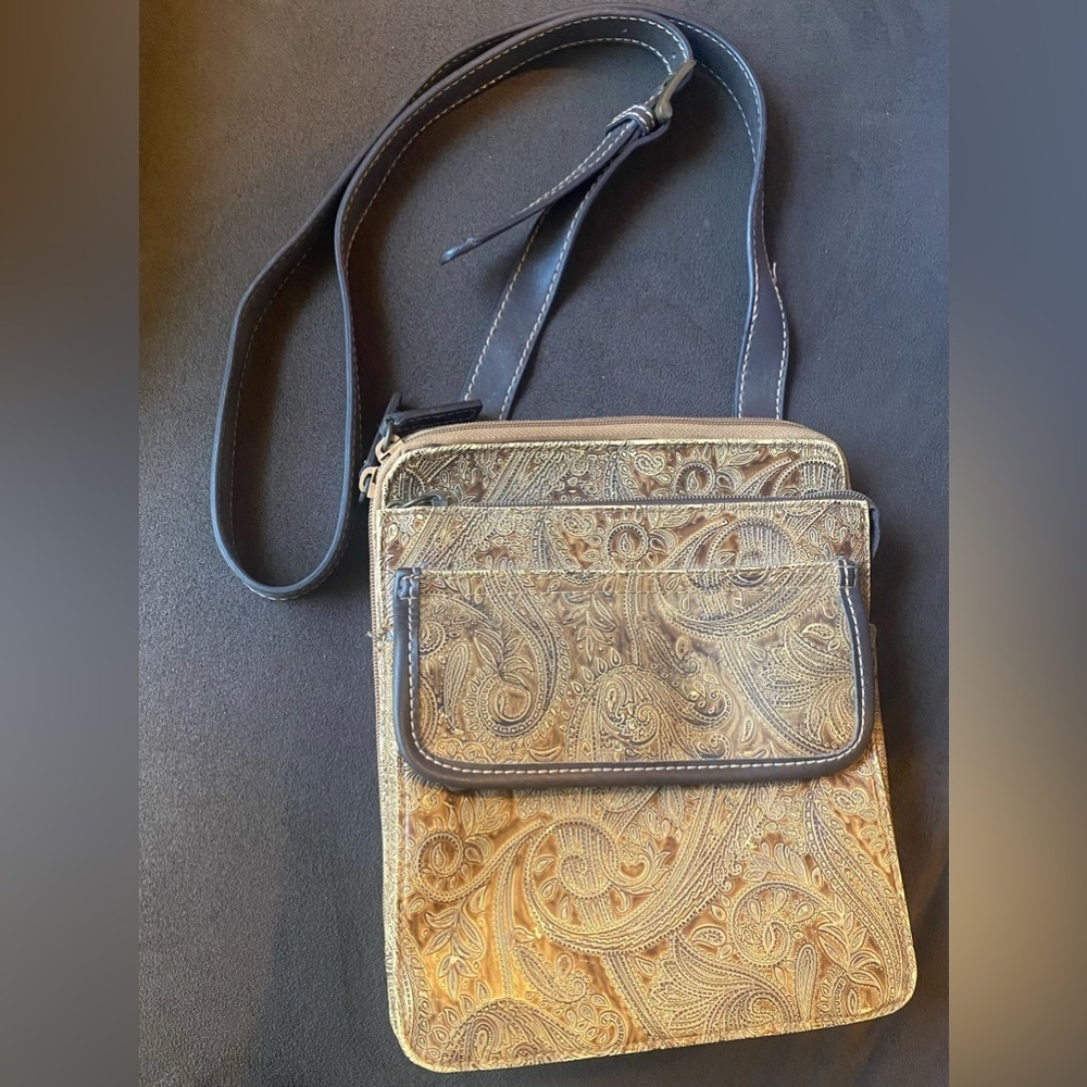 Relic crossbody bag